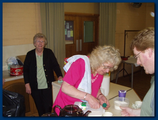 600x449 pixels (106K)